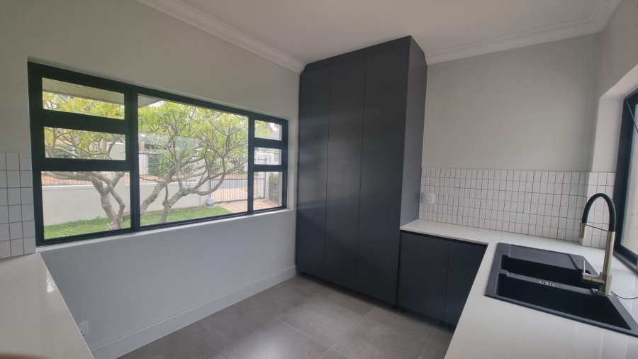 4 Bedroom Property for Sale in Somerset West Western Cape